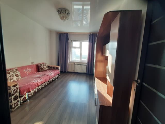 1 комн., 37 м², Монолитно-каркасный, Крестьянский рынок, стадион "Туймаада" 2