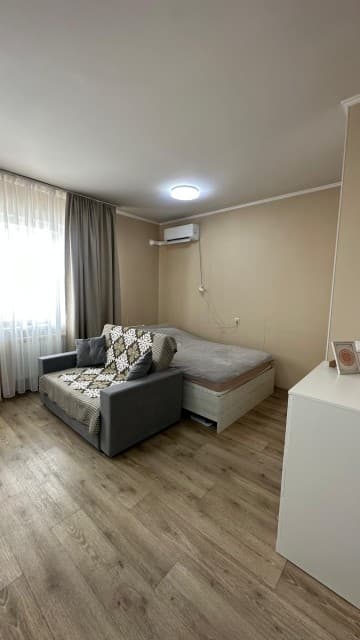 1 комн., 35 м², Инд. планировка, Областная больница, рынок "Манньыаттаах" 2