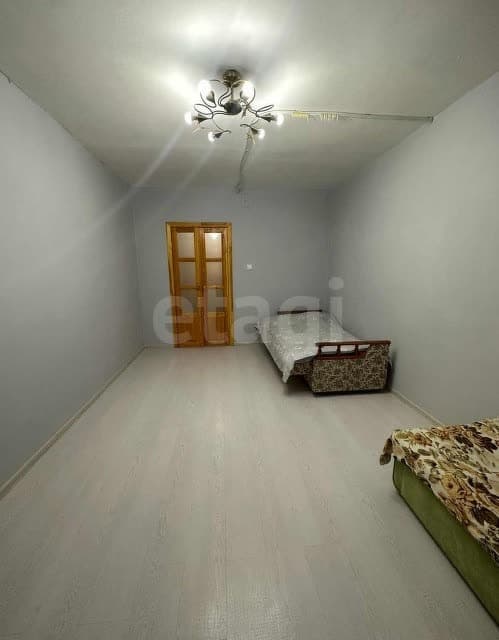 1 комн., 37 м², Инд. планировка 3
