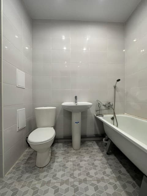 1 комн., 32 м², Монолитно-каркасный, 203 мкрн. 12