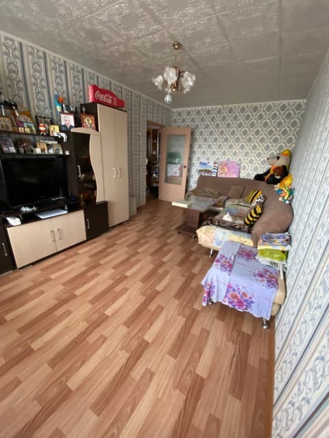4 комн., 71 м², КПД, Центр - район пл. Орджоникидзе 7
