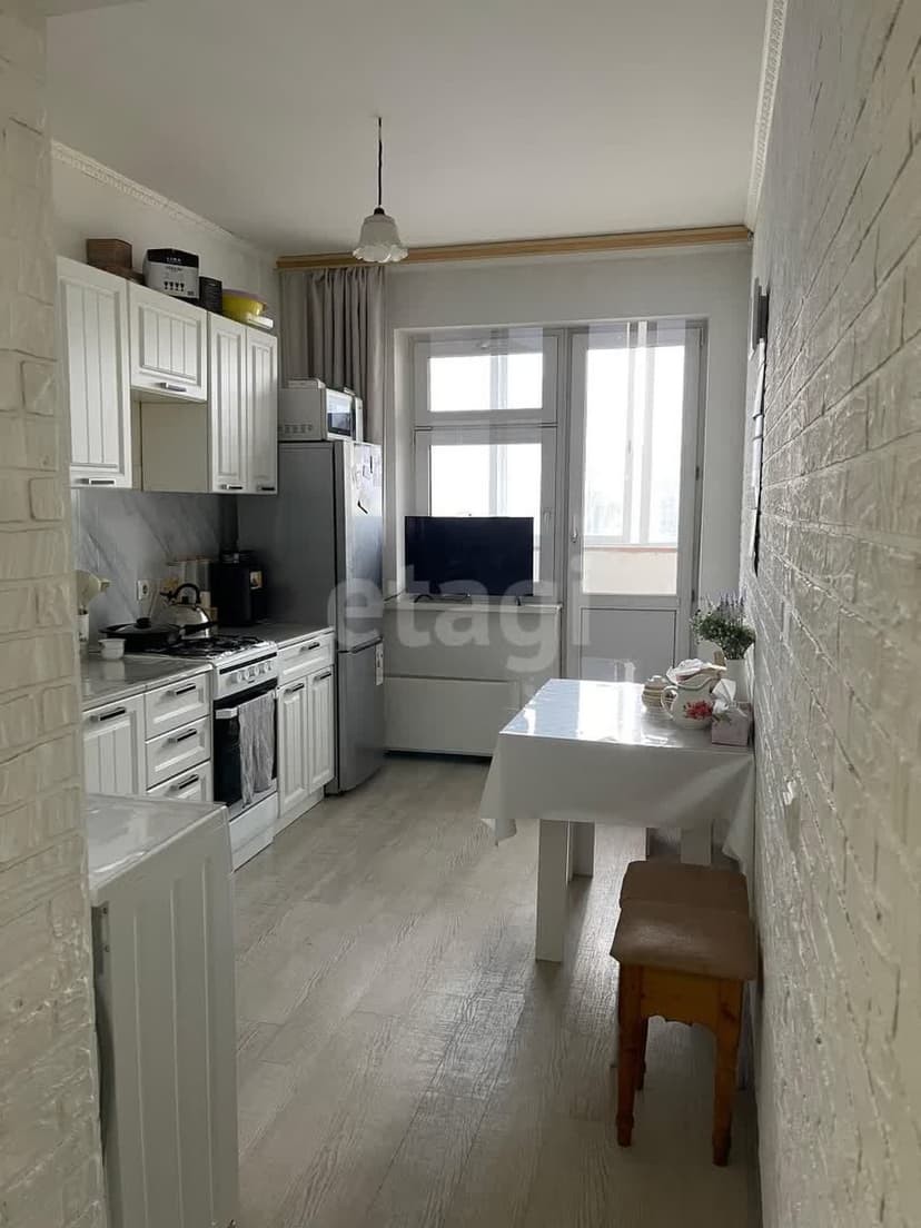 1 комн., 35 м², Монолитно-каркасный