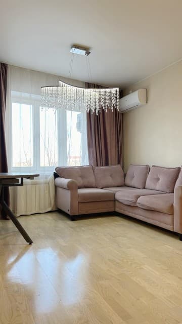 Больше 4 комн., 125 м², Инд. планировка, Областная больница, рынок "Манньыаттаах" 4