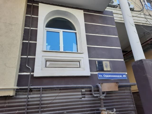 1 комн., 44 м², Блочный, Центр - район пл. Дружбы 12