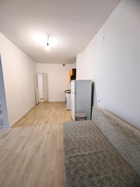 1 комн., 47 м², Блочный, Центр - район пл. Орджоникидзе 5
