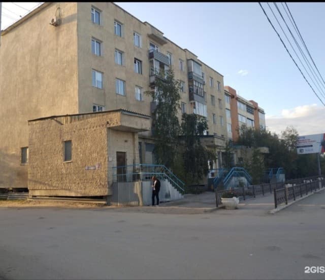 1 комн., 34 м², Блочный, Площадь Победы 10