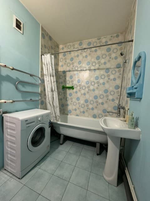 1 комн., 37 м², Блочный, 17 квартал 5