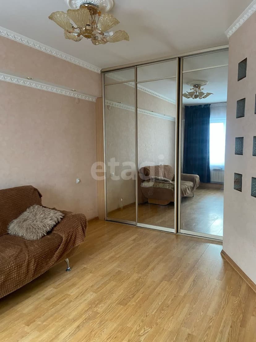 1 комн., 32 м², Инд. планировка 4
