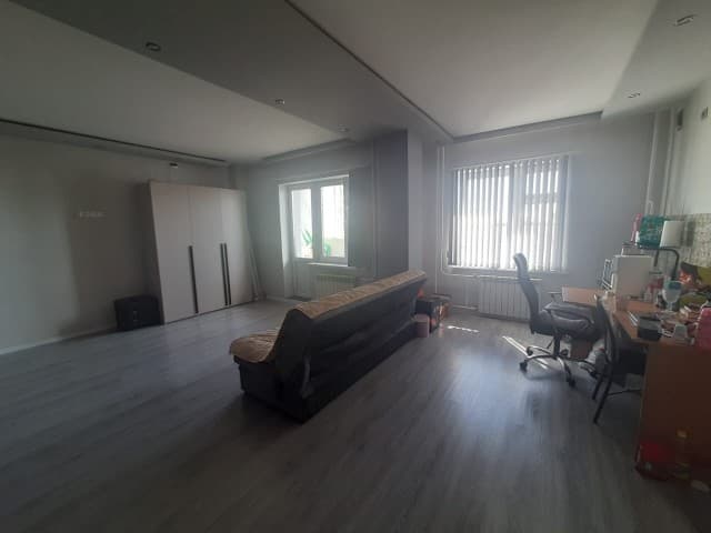 1 комн., 44 м², Блочный, Центр - район пл. Дружбы 4
