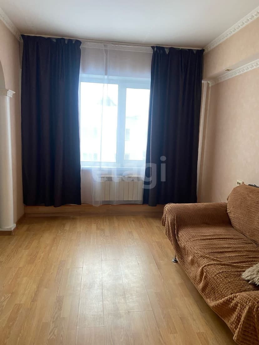 1 комн., 32 м², Инд. планировка 5
