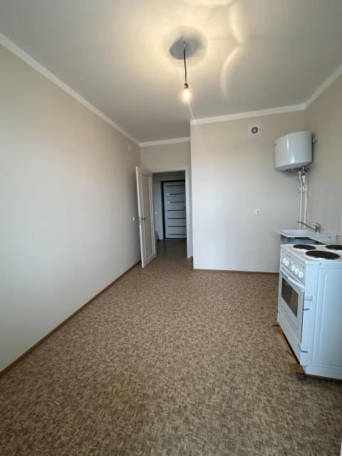 1 комн., 35 м², Монолитно-каркасный, Другие районы 10