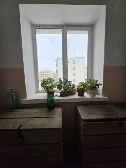1 комн., 34 м², Блочный, Площадь Победы 8