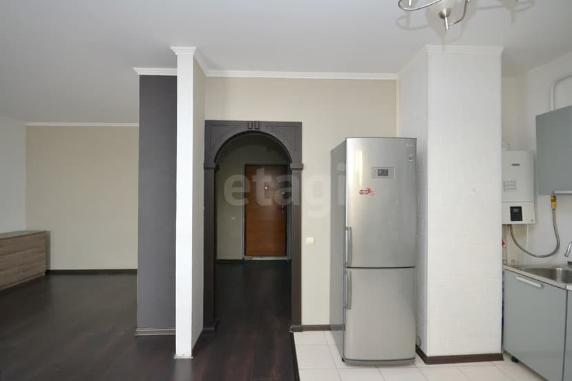 1 комн., 40 м², Монолитно-каркасный 4