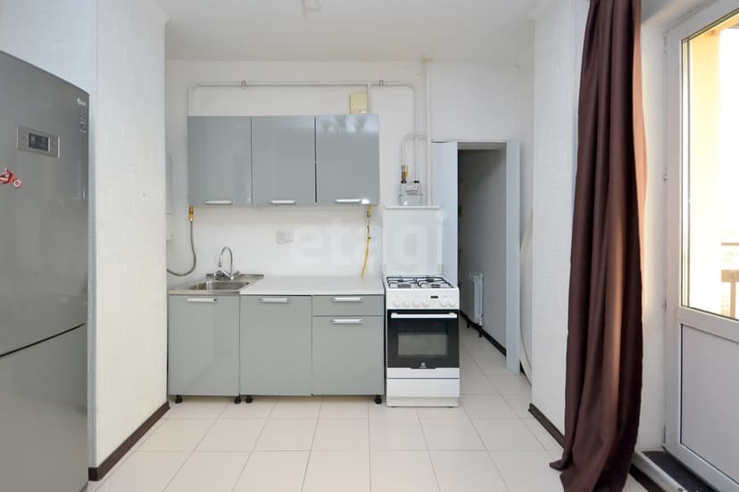 1 комн., 40 м², Монолитно-каркасный 8