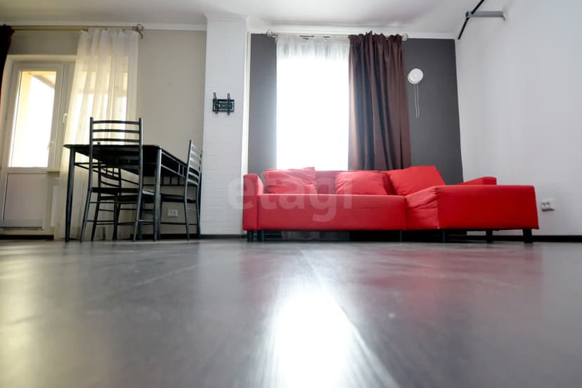 1 комн., 40 м², Монолитно-каркасный 6