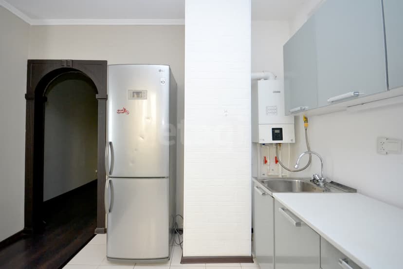 1 комн., 40 м², Монолитно-каркасный 9