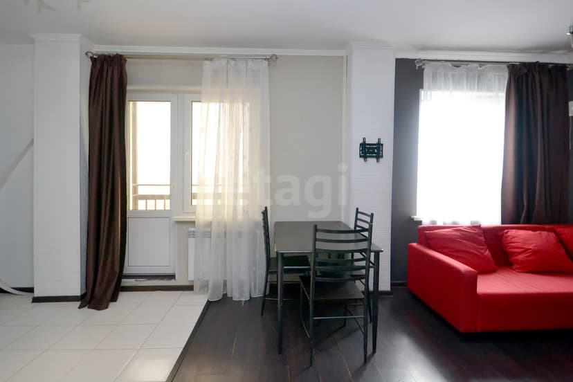 1 комн., 40 м², Монолитно-каркасный