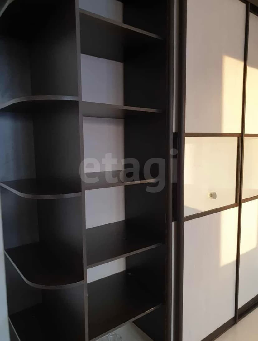 1 комн., 43 м², Монолитно-каркасный 2