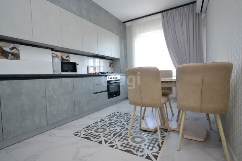 1 комн., 43 м², Монолитно-каркасный 2