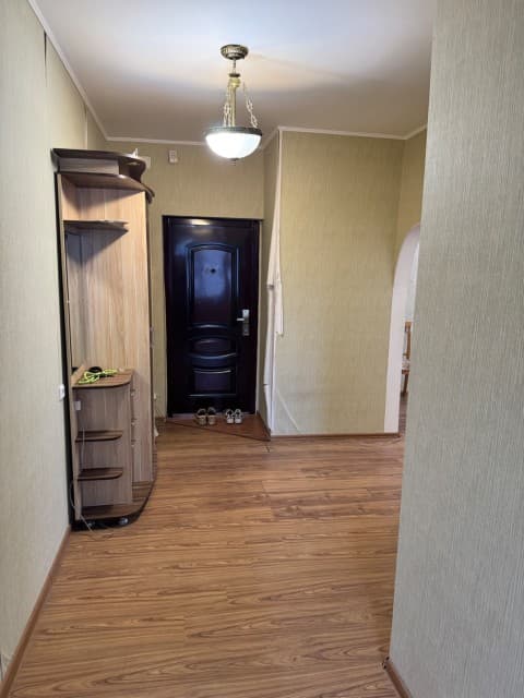 3 комн., 79 м², Блочный, Крытый рынок 10