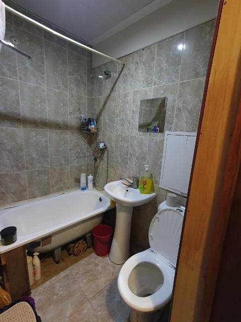 3 комн., 55 м², Хрущевка, Центр - район пл. Орджоникидзе 4