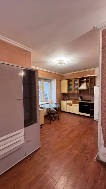 3 комн., 84 м², 112 серия, Сахацирк 2