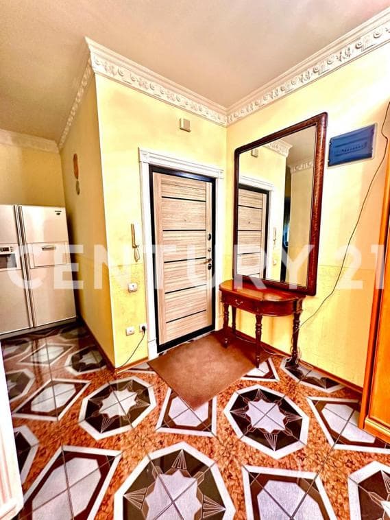 4 комн., 142 м², Монолитно-каркасный 10