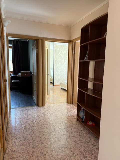 4 комн., 72 м², КПД, Крытый рынок 4