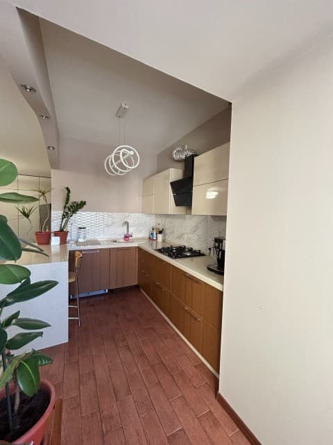 3 комн., 79 м², Инд. планировка, Апельсин 6