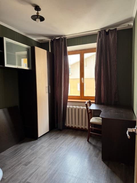 4 комн., 72 м², КПД, Крытый рынок 5