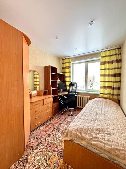 4 комн., 71 м², КПД, Крытый рынок 8