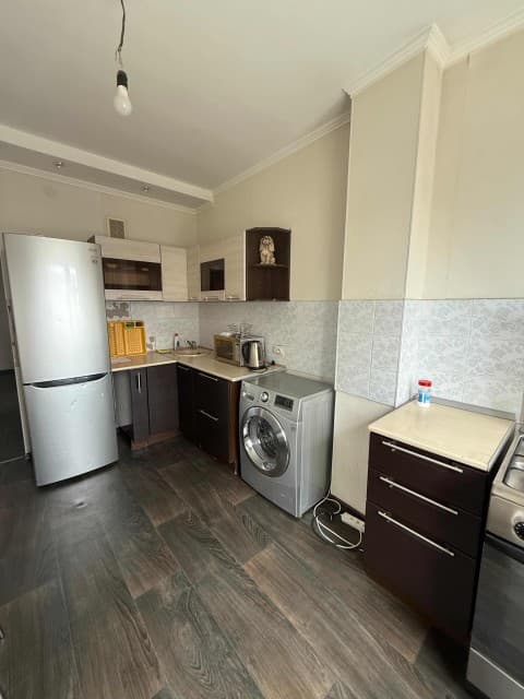 2 комн., 45 м², Монолитно-каркасный, ТЦ "Олонхо" 7