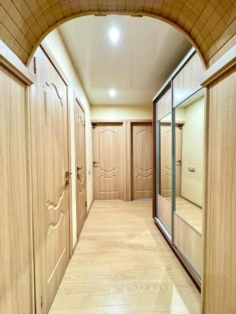 4 комн., 71 м², КПД, Крытый рынок 9