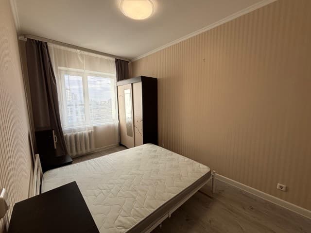 2 комн., 44 м², Монолитно-каркасный, Рынок Столичный 9