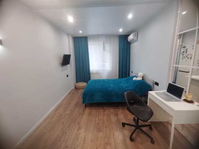 1 комн., 44 м², Монолитно-каркасный, Крытый рынок 4