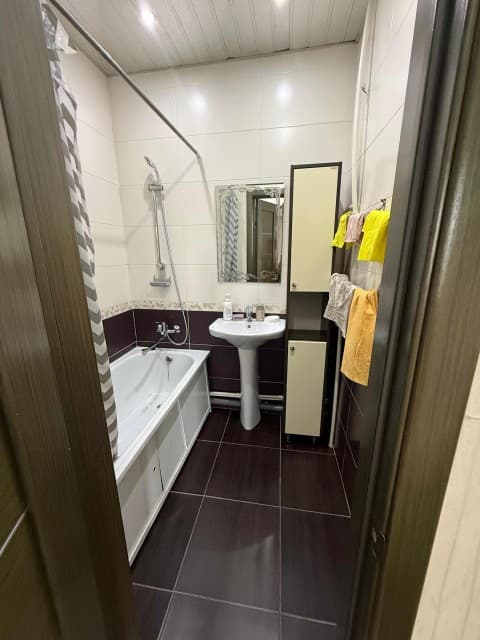 2 комн., 45 м², Монолитно-каркасный, ТЦ "Олонхо" 3