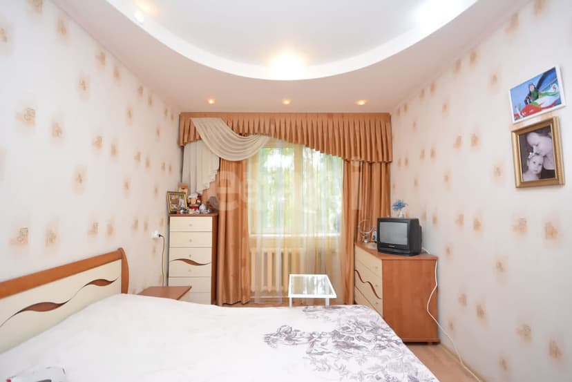 3 комн., 74 м², Инд. планировка 6