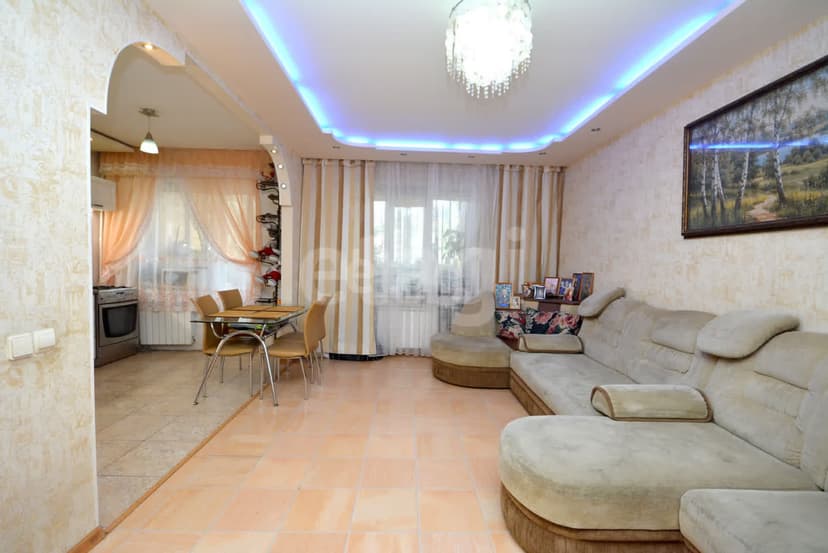 3 комн., 74 м², Инд. планировка 4