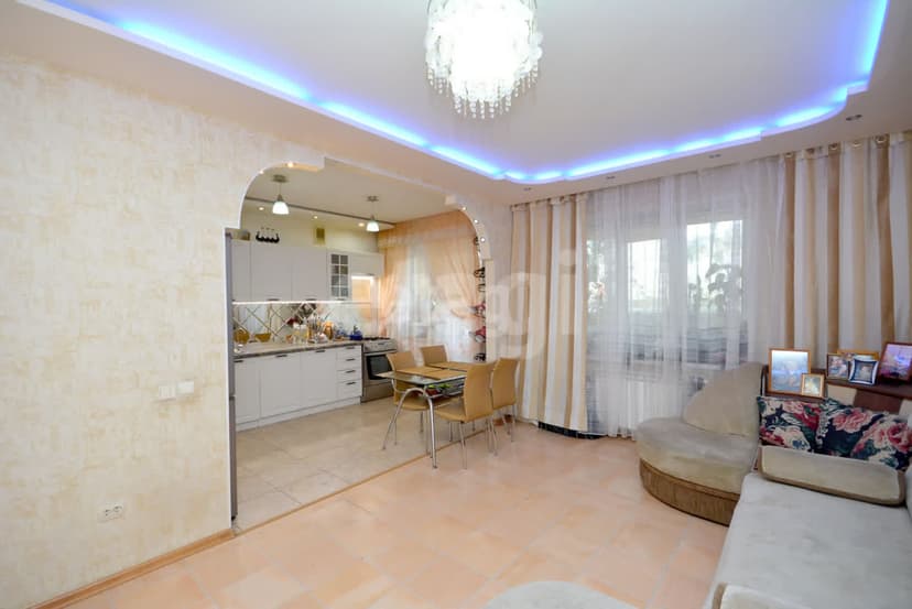 3 комн., 74 м², Инд. планировка