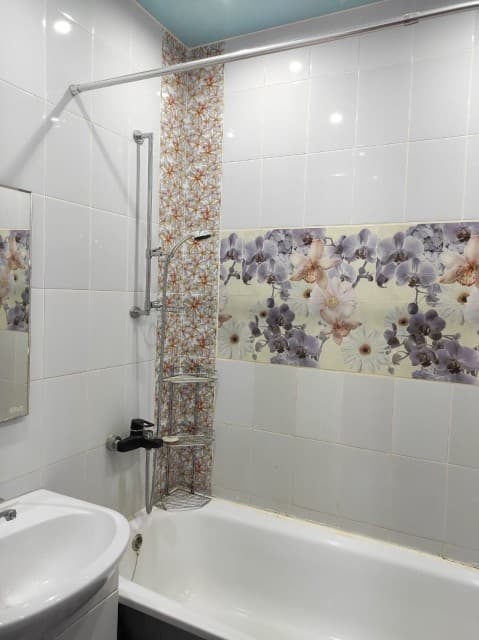 2 комн., 64 м², 112 серия, Областная больница, рынок "Манньыаттаах" 7