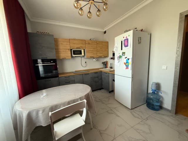 2 комн., 48 м², Монолитно-каркасный, Рынок Столичный 6