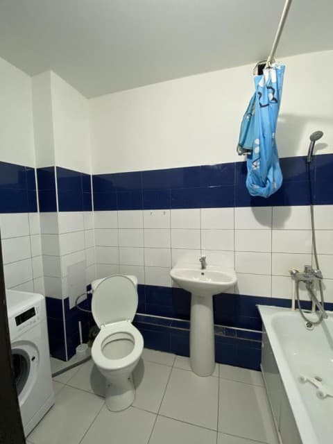 1 комн., 37 м², Монолитно-каркасный, Прометей, ЖК 5