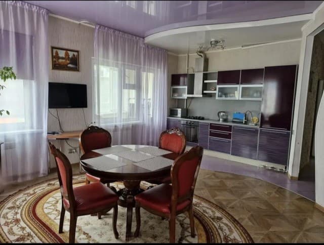 3 комн., 85 м², Монолитно-каркасный, 203 мкрн.