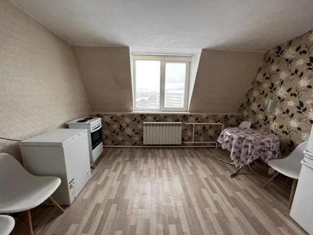 1 комн., 43 м², Блочный, 17 квартал 2