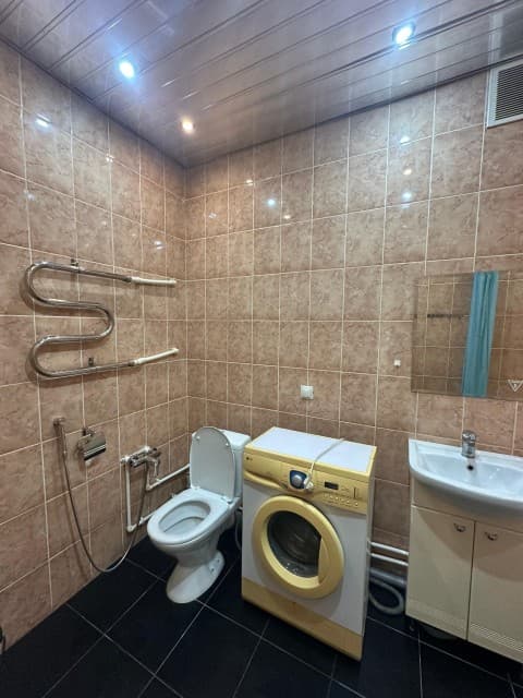 1 комн., 41 м², Монолитно-каркасный, 103 квартал (Ростелеком) 7