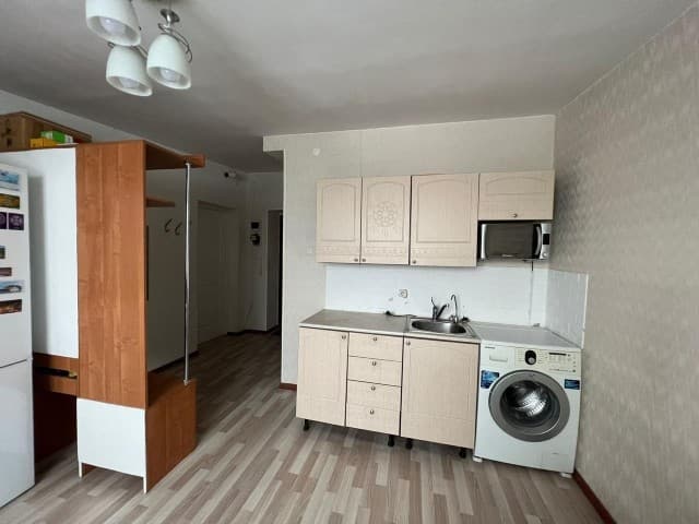1 комн., 43 м², Блочный, 17 квартал