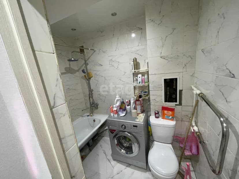 1 комн., 40 м², Инд. планировка 9