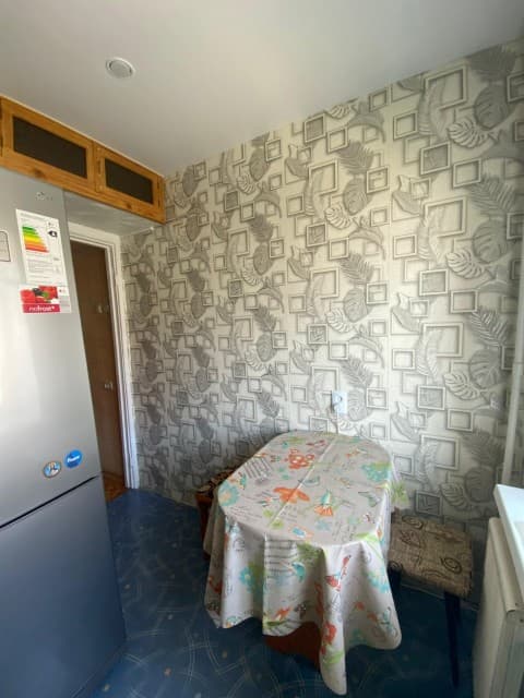 2 комн., 46 м², Блочный, Центр - район пл. Орджоникидзе 8