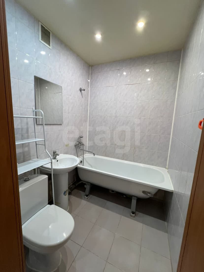 1 комн., 37 м², Инд. планировка 5