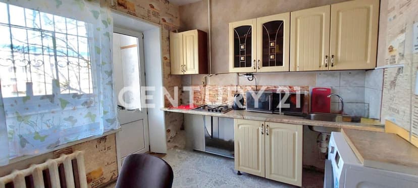 Больше 4 комн., 104 м², 112 серия, ТЦ "Олонхо" 7